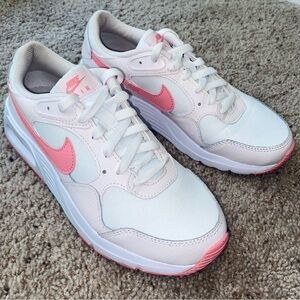 Women’s Pink Nike Air Max SC, Size US 7.5